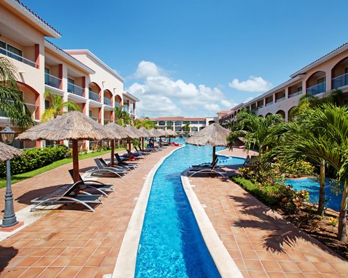 Sandos Playacar Beach Resort