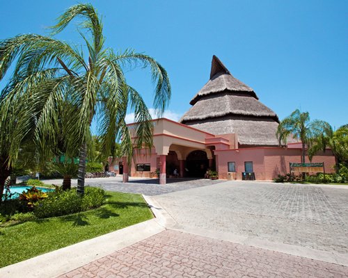 Sandos Playacar Beach Resort