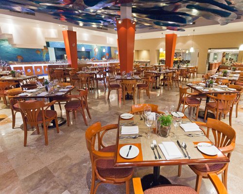 A view of indoor fine dining restaurant.