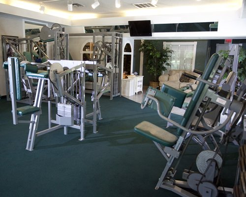 Thunderbird Resort Club
