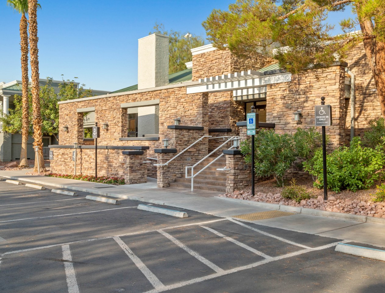 WorldMark Tropicana Avenue