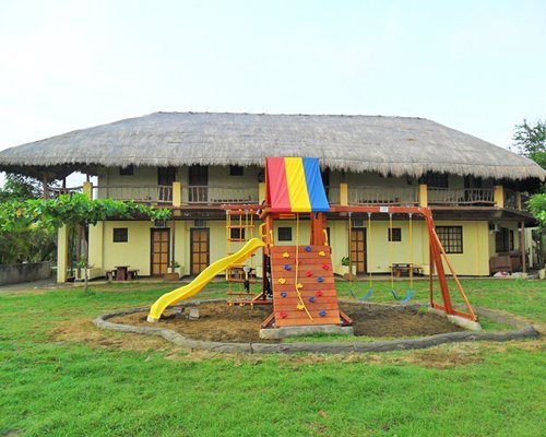 El Puerto Marina Beach Resort