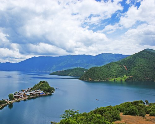 HIVC @ Lugu Lake Mosuo Home Hotel