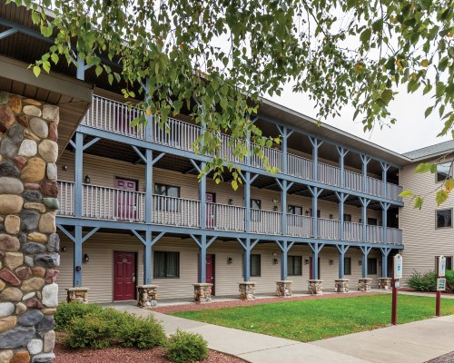 EXTERIOR VIEW OF WYNDHAM TAMARACK RESORT.
