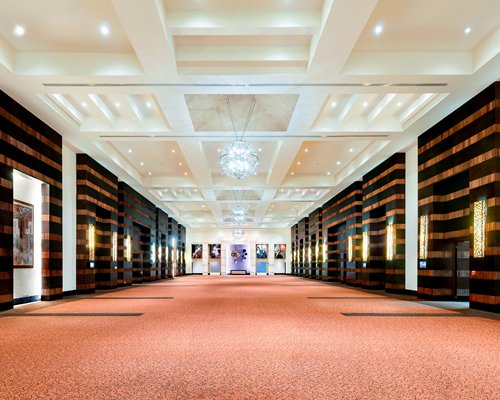 A large corridor at the hotel.