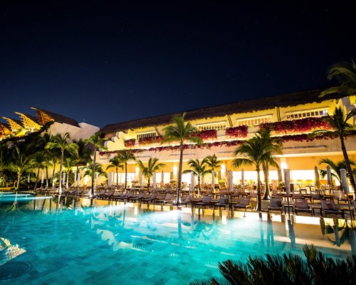 Grand Velas R. Maya Ambassador