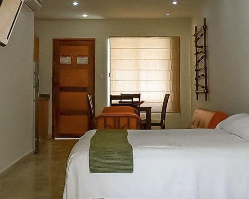 Coral Maya Stay Suites