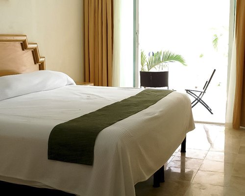 Coral Maya Stay Suites