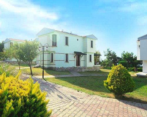 Akay Garden Resort & Suites