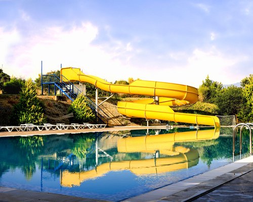 Akay Garden Resort & Suites