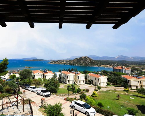 Akay Garden Resort & Suites