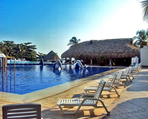 Costa Azul Suites