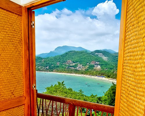 Balcony view of the ocean.