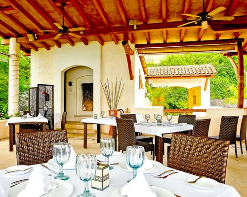 An indoor fine dining restaurant.