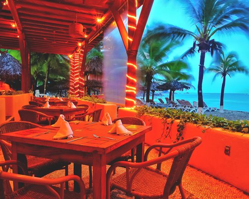 A well furnished restaurant with the beach view.