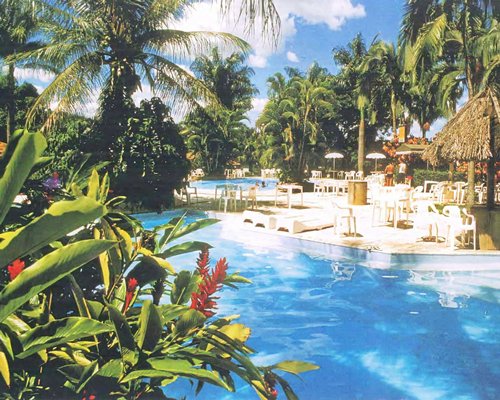 Bougainville Parque Hotel
