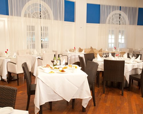An indoor fine dining restaurant.