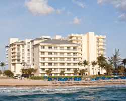 BEACH VIEW OF WYNDHAM ROYAL VISTA RESORT.