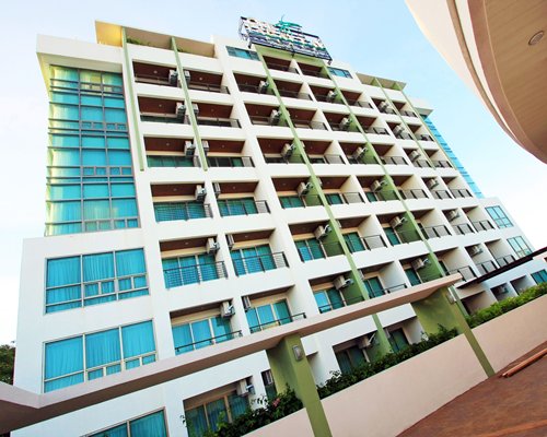 Ground view of One Tagaytay Place resort.