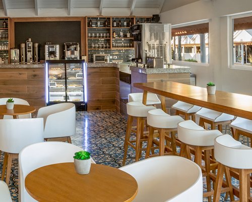 An indoor fine dining restaurant.