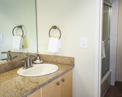 Kahana Beach Resort