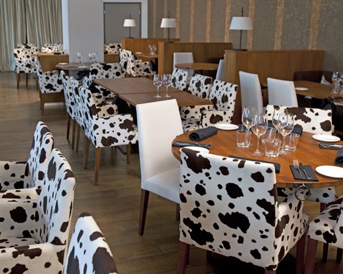 An indoor fine dining restaurant.