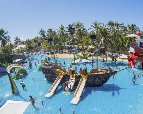 Acqua Beach Park Resort