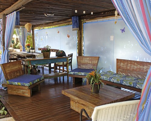 Outdoor lounge area at Thermas Park Resort & Spa.