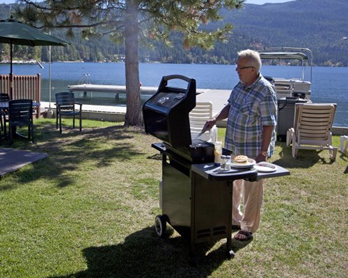 Glacier Village at Meadow Lake