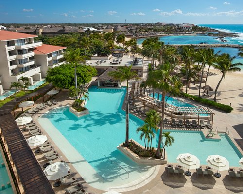 Dreams Puerto Aventuras Resort & Spa By UVC-4 Nights #C932 Details : RCI