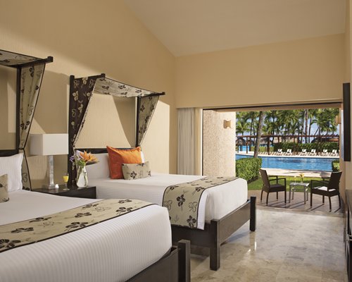 Dreams Puerto Aventuras Resort & Spa By UVC-4 Nights