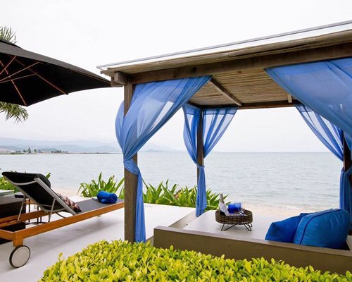 Tides Boutique Samui Resort & Spa