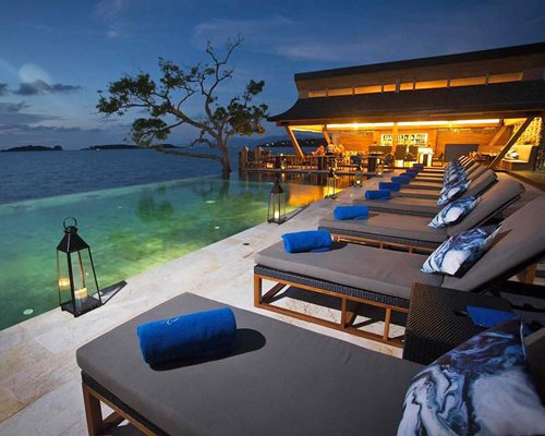 Tides Boutique Samui Resort & Spa