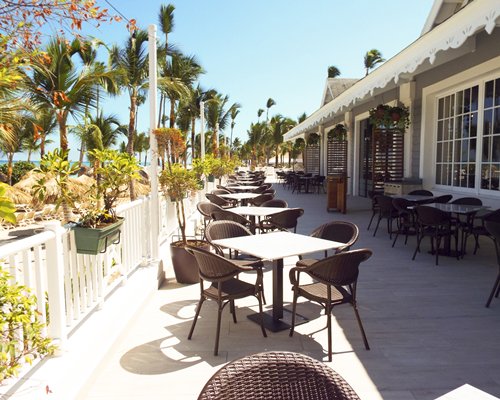 A well furnished reception at the resort.