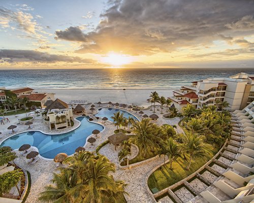 Grand Park Royal Luxury Resort Cancún by Royal Holiday Image