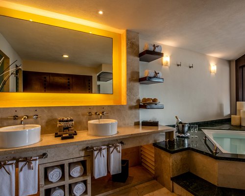 Grand Park Royal Luxury Resort Cancún by Royal Holiday