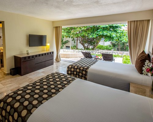 Grand Park Royal Luxury Resort Cancún by Royal Holiday