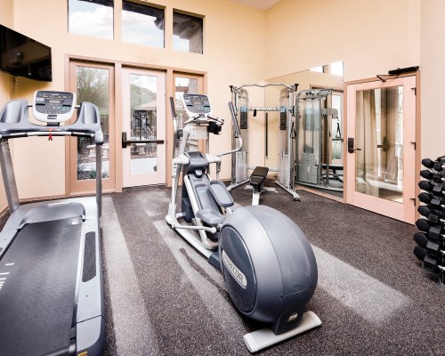 A WELL EQUIPPED FITNESS CENTER.