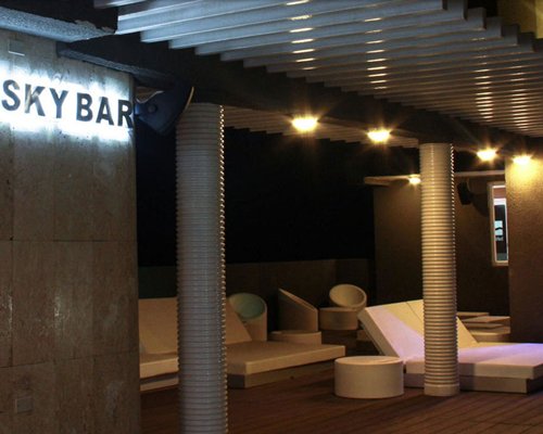 Hotel Bahia Kangrejo & Suites