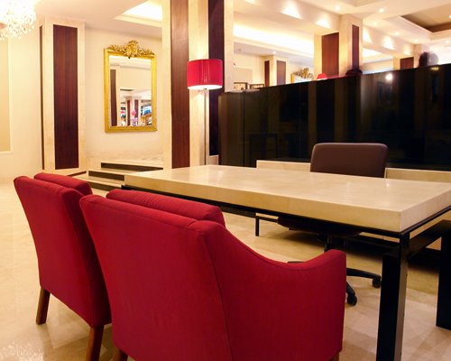 Lounge area at Emporio Reforma.