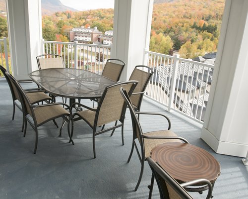 Riverwalk at Loon Mountain