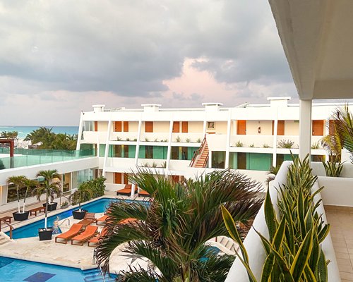 Hotel Flamingo Cancun Resort Image
