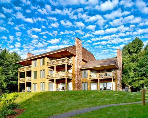 Summit Resort Image