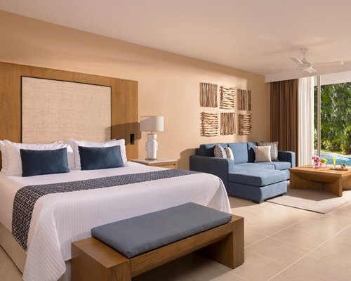 Secrets Aura Cozumel Resort & Spa By UVC