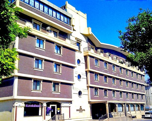 The Crown Hotel Baku Image