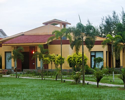 Corbett Wild Iris Spa and Resort