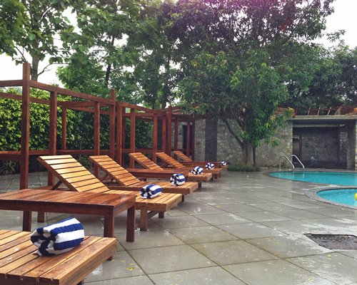 Corbett Wild Iris Spa and Resort