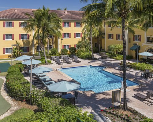 Hawthorn Suites by Wyndham Naples