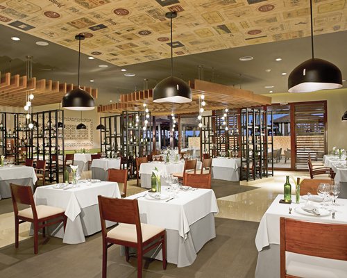 An indoor fine dining restaurant.