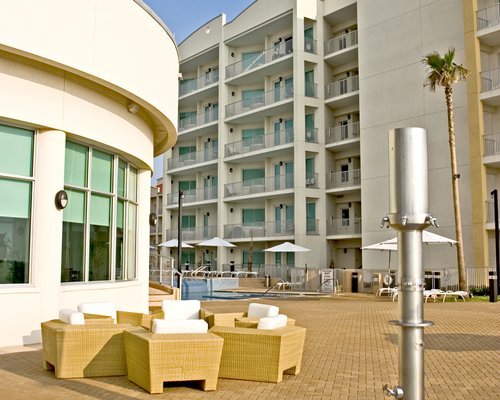 Peninsula Island Resorts & Spa